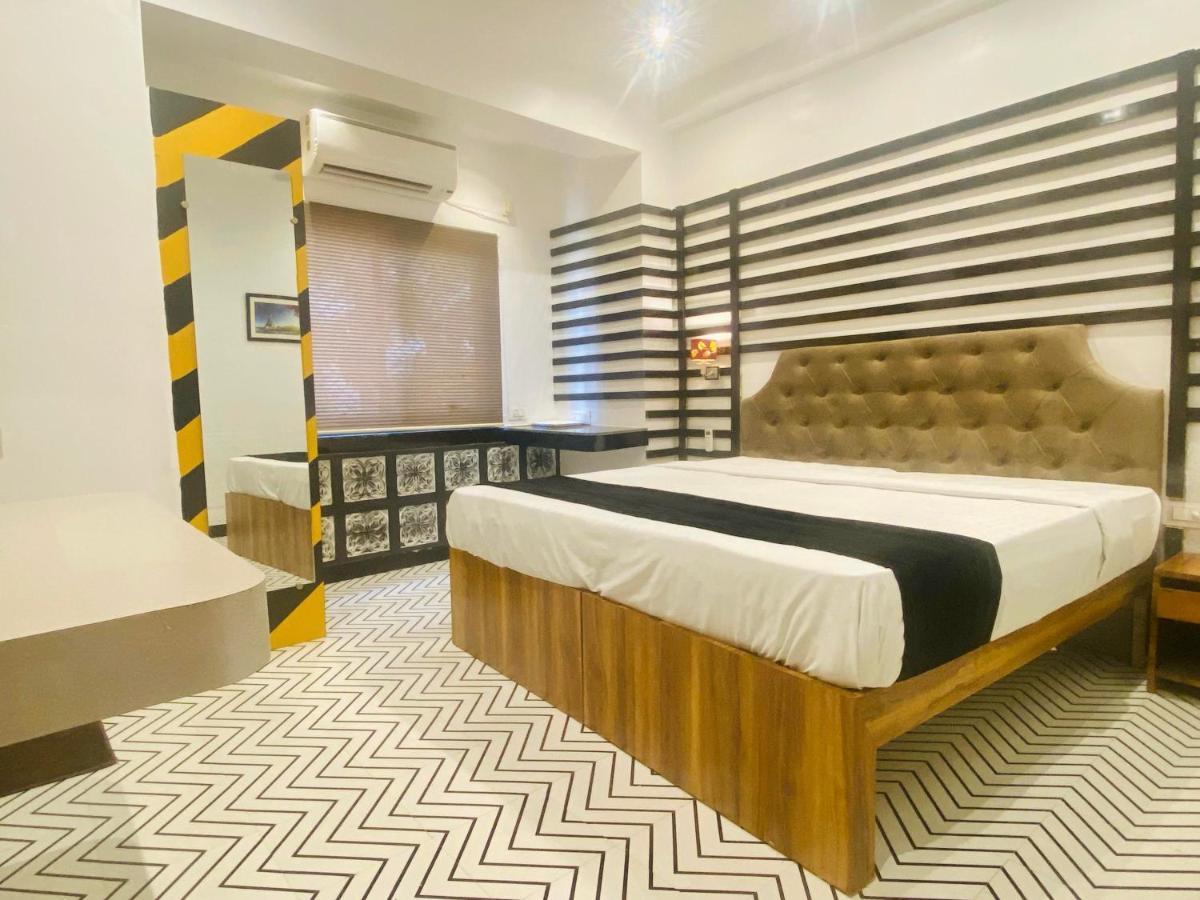 Itsy Hotels Banana Boutique Bénarès Extérieur photo