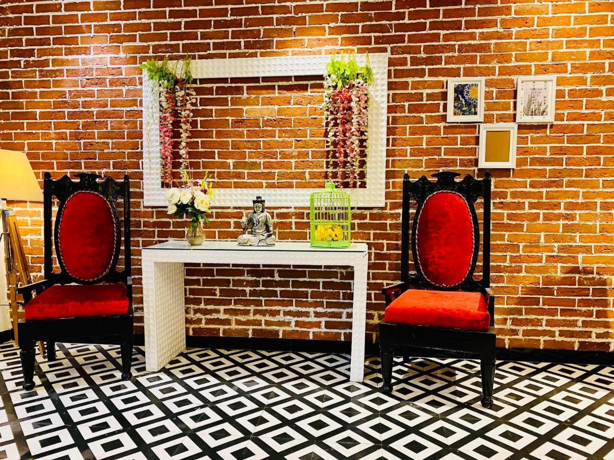 Itsy Hotels Banana Boutique Bénarès Extérieur photo