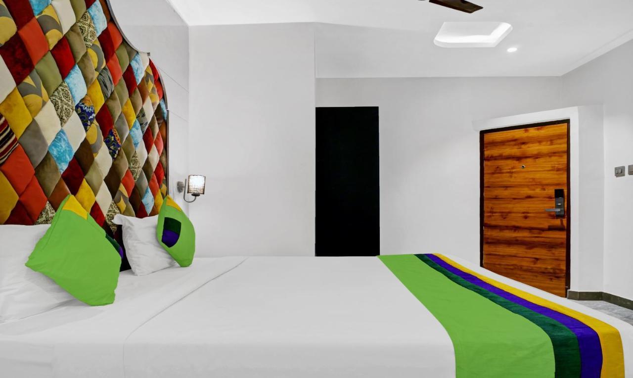 Itsy Hotels Banana Boutique Bénarès Extérieur photo
