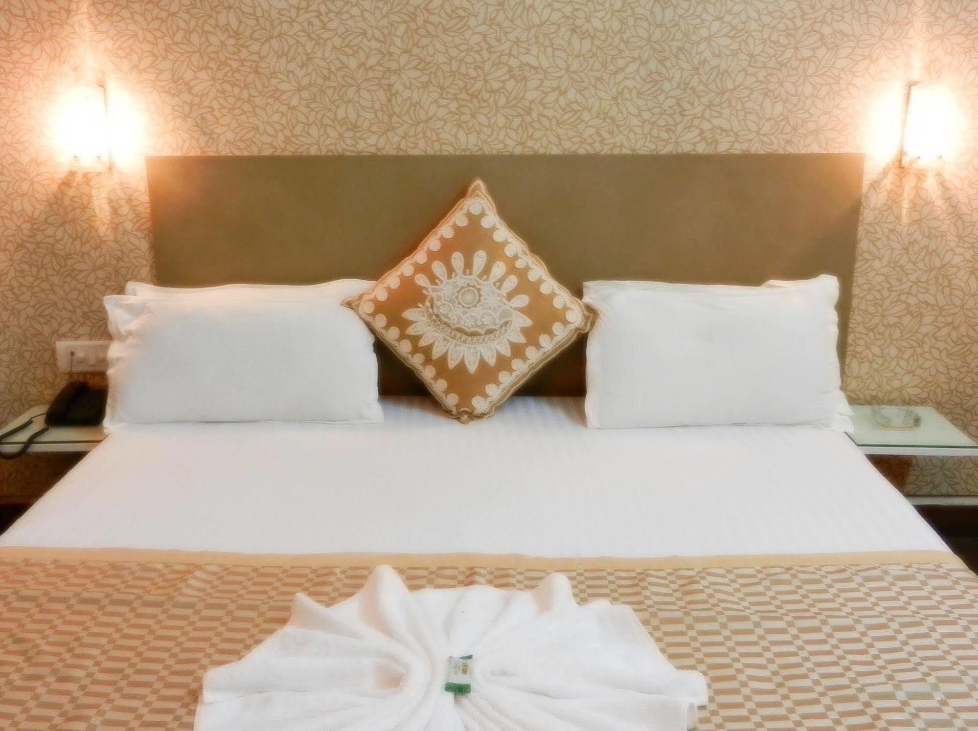 Itsy Hotels Banana Boutique Bénarès Extérieur photo